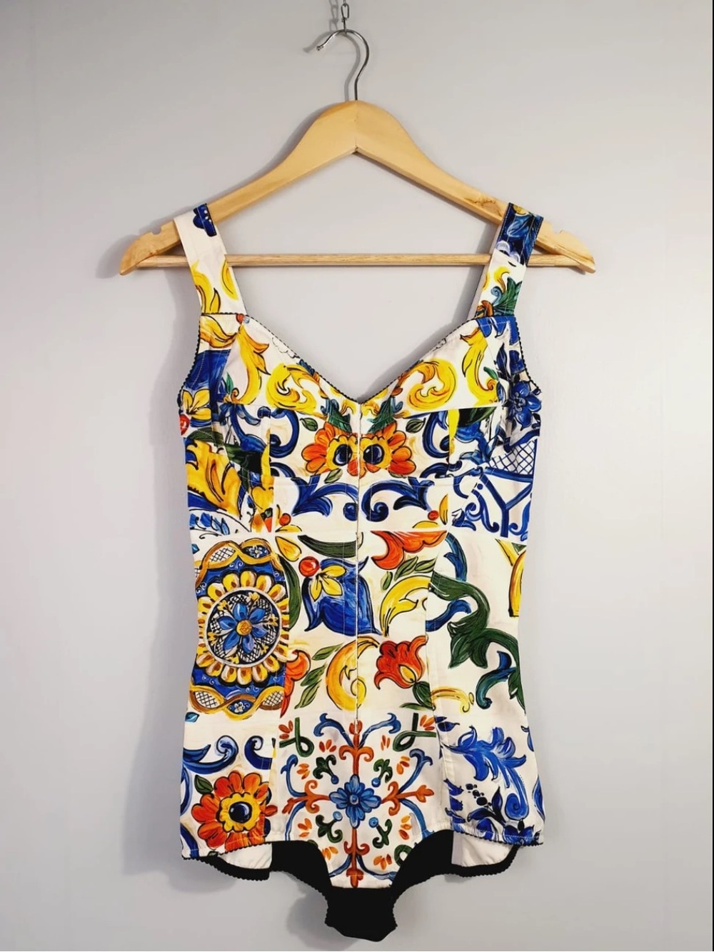 Dolce and gabbana majolica print bodysuit